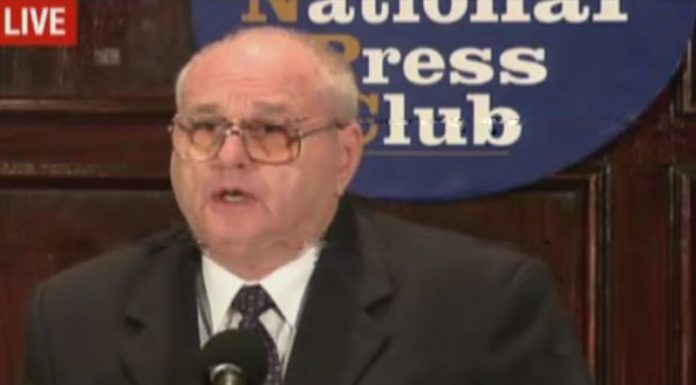 Hauptmann a.D. Jamison: Verhaltensregeln bei UFO-Sichtung Hauptmann a.D. Robert Jamison