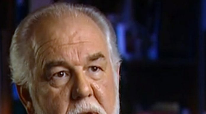 Chase Brandon und seine magische Schachtel Chase Brandon (Quelle: YouTube)