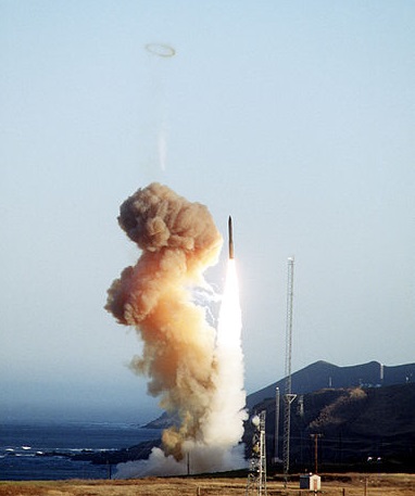 Minuteman_III_launch_1994