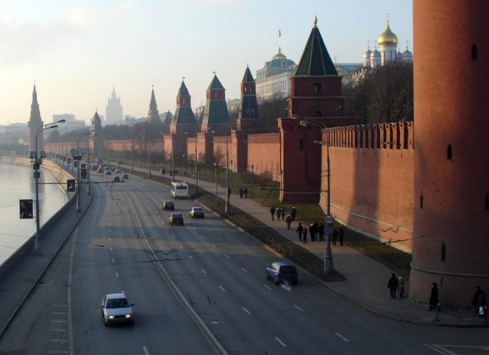 Moscow_Kremlin_Embankment