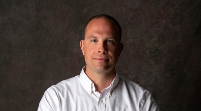 Hinweise auf geheimes UFO-Reverse-Engineering-Programm der USA verdichten sich David Grusch