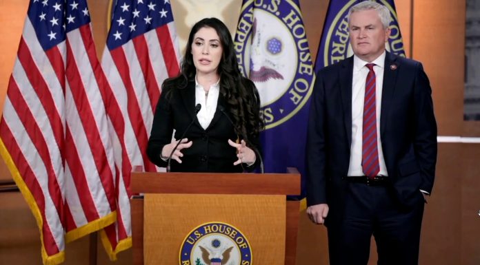 Task-Force zur Enthüllung von Regierungsgeheimnissen angekündigt Task Force on Federal Secrets 2025